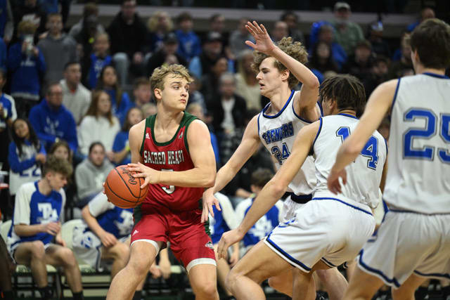 Sacred Heart vs Tri-Unity Christian MHSAA Division 4 title game -- Scott Hasse9